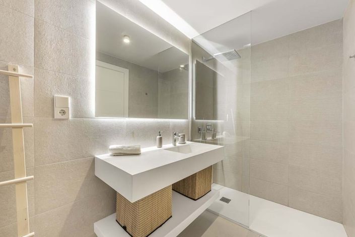 Image No.16-2 Bed Apartment for sale