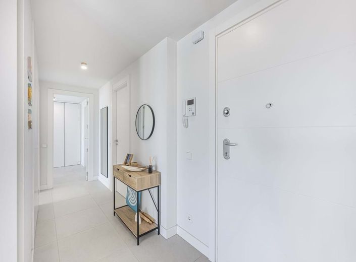 Image No.27-2 Bed Apartment for sale