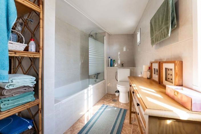 Image No.23-6 Bed Villa for sale