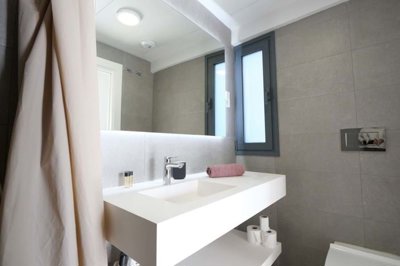 1447-664207-78d1f4f8b6655591b02d22fabb36a692d