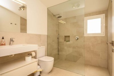 1447-664210-78d1f4f8b6655591b02d22fabb36a692d