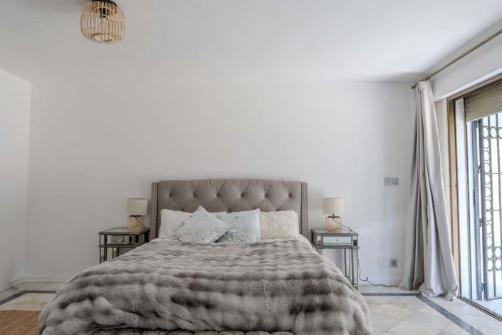 Image No.23-5 Bed Villa for sale