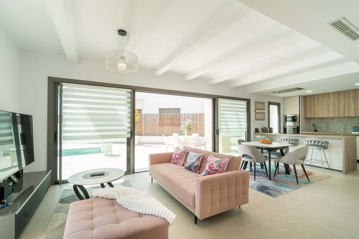 Image No.3-3 Bed Villa for sale