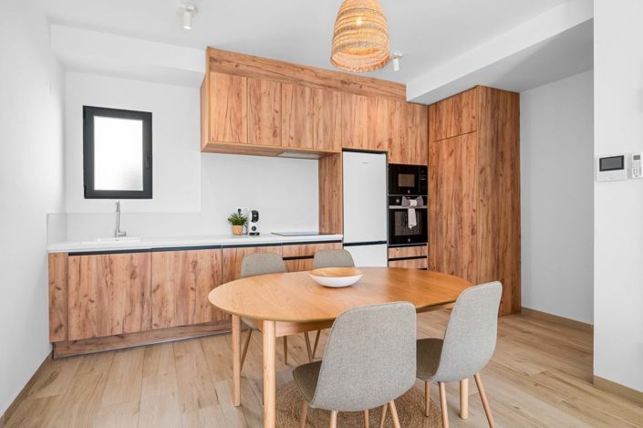 Image No.8-2 Bed Apartment for sale