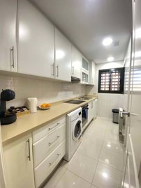 1447-664275-78d1f4f8b6655591b02d22fabb36a692d