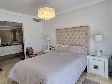 1447-664268-78d1f4f8b6655591b02d22fabb36a692d