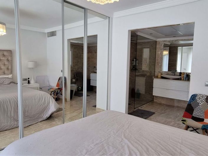 Image No.13-5 Bed Villa for sale