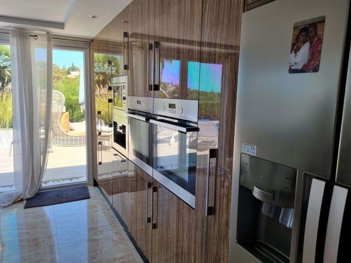 Image No.21-5 Bed Villa for sale