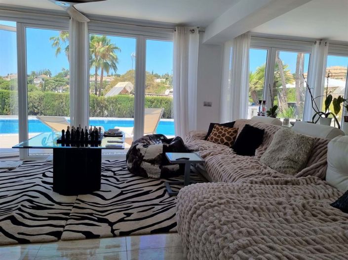 Image No.23-5 Bed Villa for sale