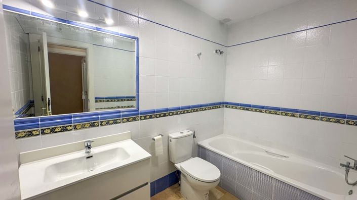 Image No.21-2 Bed Townhouse for sale