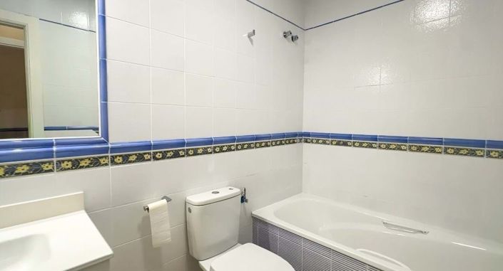 Image No.23-2 Bed Townhouse for sale