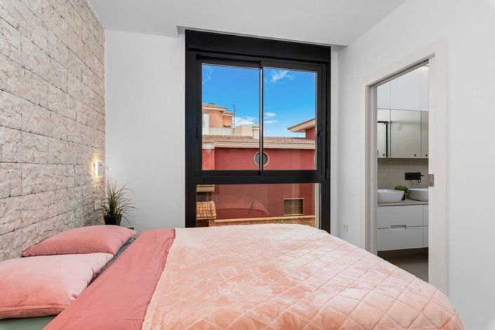 Image No.29-2 Bed Apartment for sale