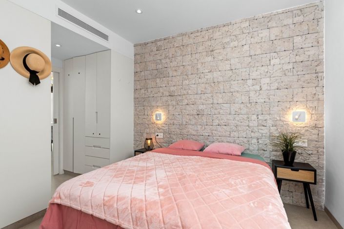 Image No.30-2 Bed Apartment for sale