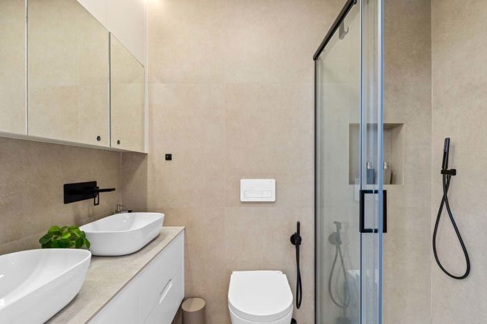 Image No.32-2 Bed Apartment for sale