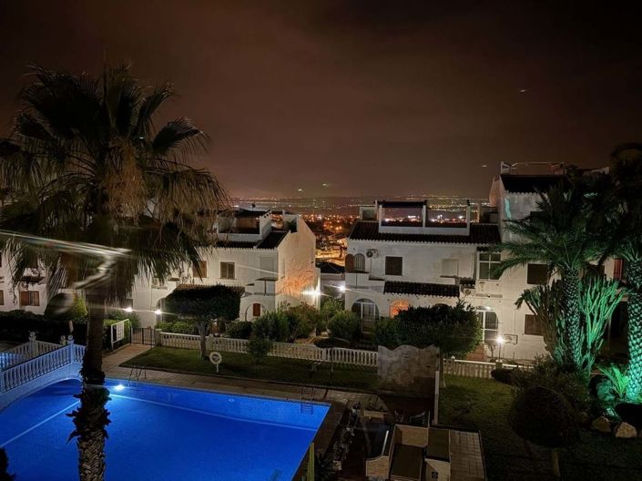 Image No.14-3 Bed Townhouse for sale