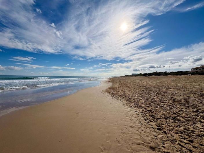 Image No.16-3 Bed Townhouse for sale