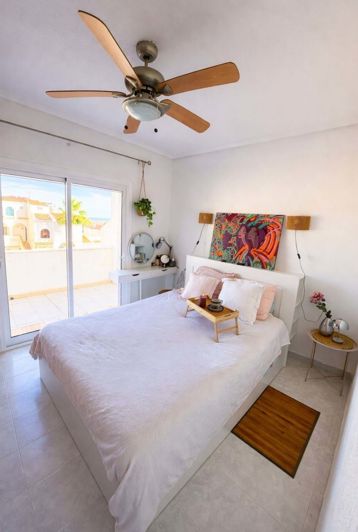 Image No.4-3 Bed Townhouse for sale