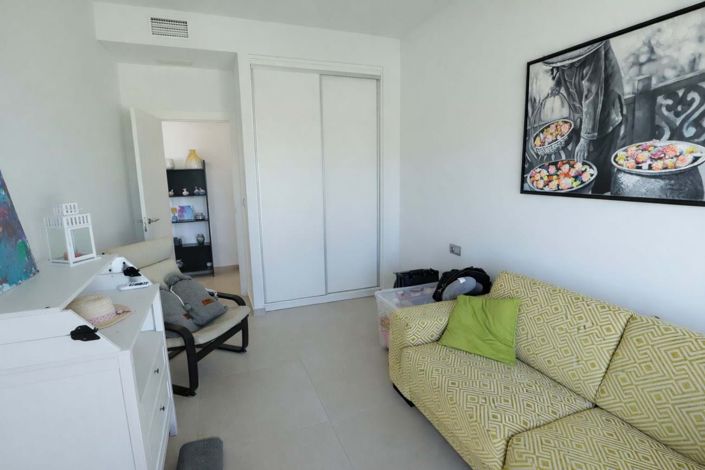 Image No.28-3 Bed Villa for sale