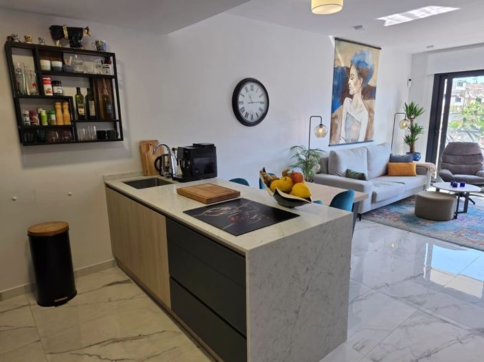 Image No.10-2 Bed Apartment for sale