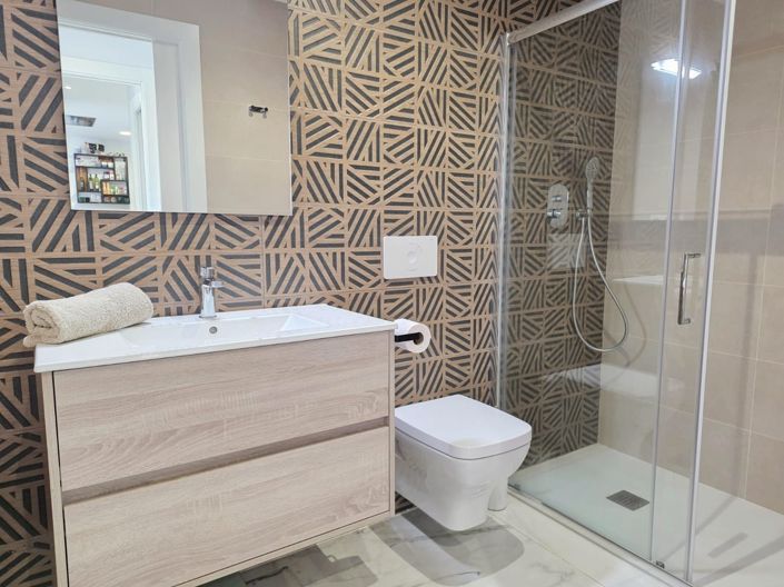 Image No.19-2 Bed Apartment for sale