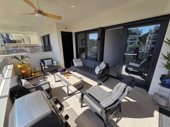 Image No.23-2 Bed Apartment for sale