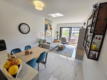 1447-665324-78d1f4f8b6655591b02d22fabb36a692d