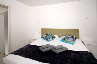 1447-665332-78d1f4f8b6655591b02d22fabb36a692d