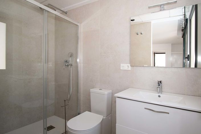 Image No.7-3 Bed Townhouse for sale