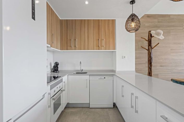 Image No.16-2 Bed Apartment for sale