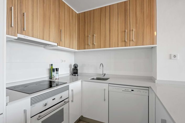 Image No.18-2 Bed Apartment for sale