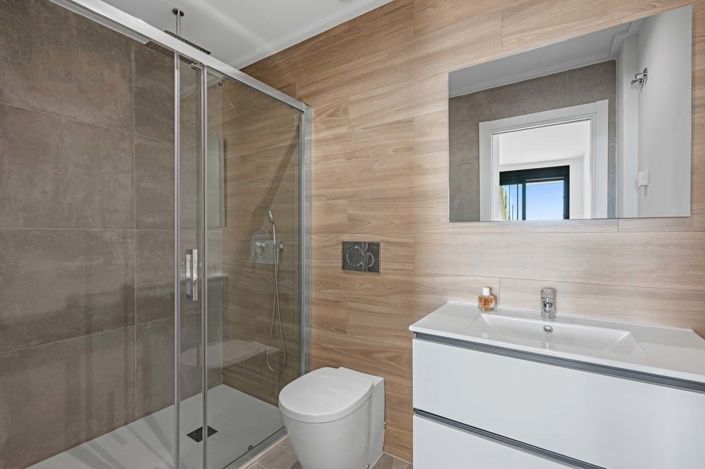 Image No.24-2 Bed Apartment for sale