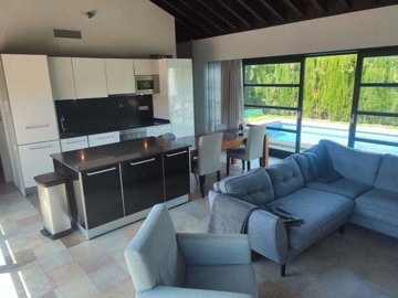 1447-665326-78d1f4f8b6655591b02d22fabb36a692d