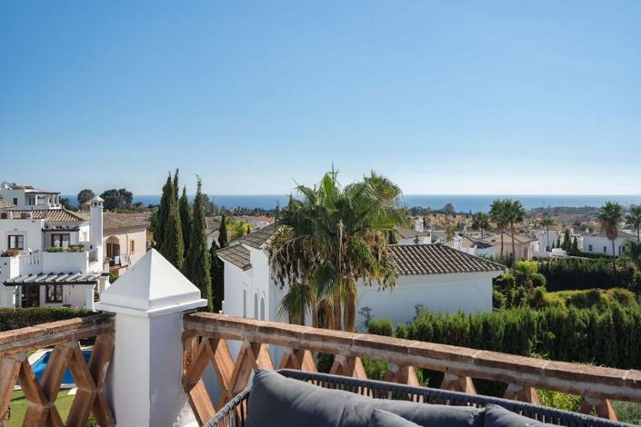 Image No.4-Villa de 4 chambres à vendre à Estepona