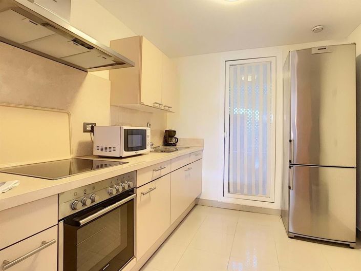 Image No.7-Appartement de 2 chambres à vendre à Estepona