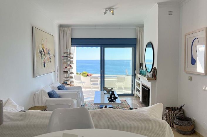 Image No.10-3 Bed Townhouse for sale