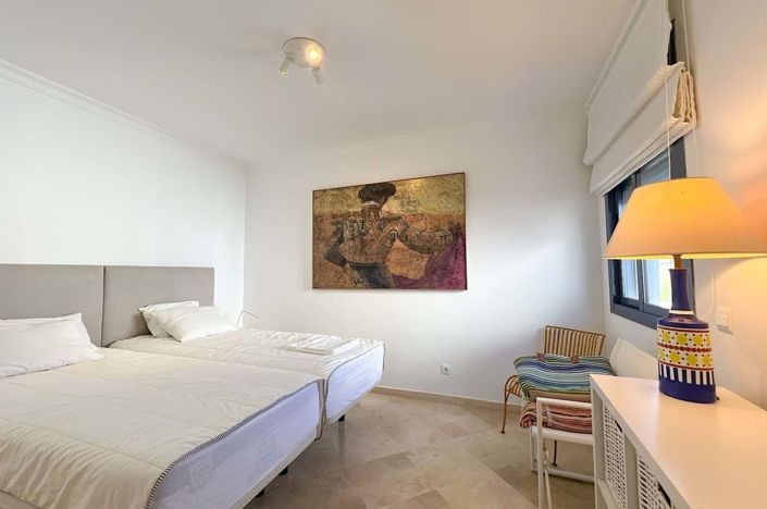 Image No.36-3 Bed Townhouse for sale