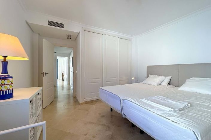 Image No.39-3 Bed Townhouse for sale