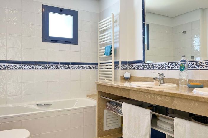 Image No.51-3 Bed Townhouse for sale