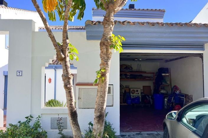 Image No.60-3 Bed Townhouse for sale