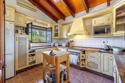 1447-665483-78d1f4f8b6655591b02d22fabb36a692d