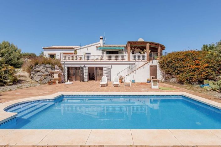 Image No.3-4 Bed Villa for sale