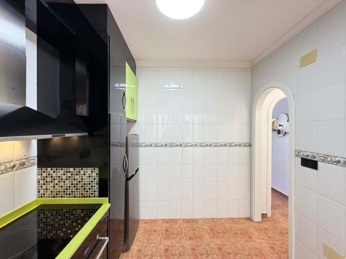 Image No.55-3 Bed Townhouse for sale