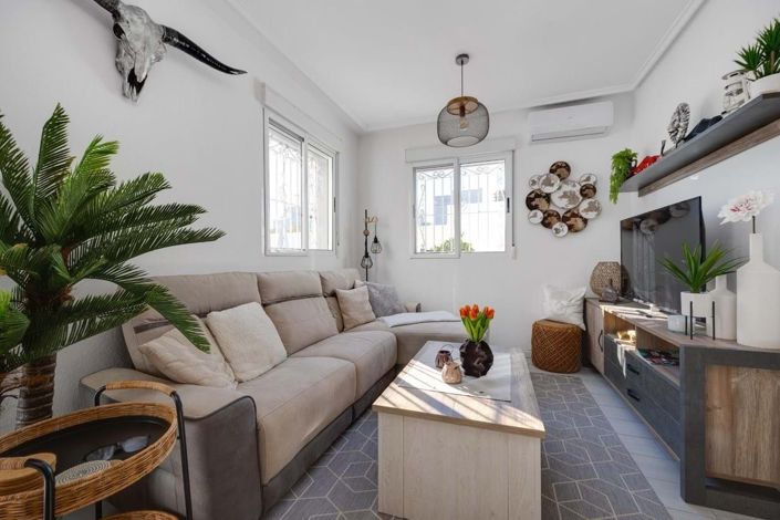 Image No.16-3 Bed Semi-Detached for sale