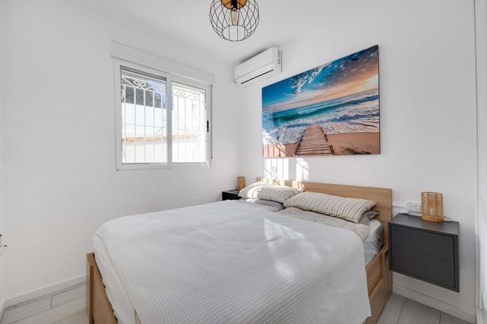 Image No.23-3 Bed Semi-Detached for sale