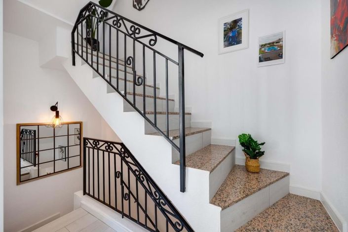 Image No.27-3 Bed Semi-Detached for sale