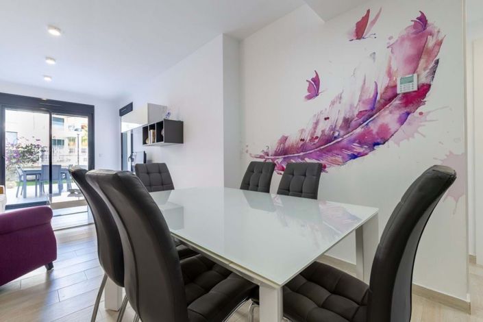 Image No.11-2 Bed Apartment for sale