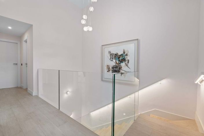 Image No.13-4 Bed Semi-Detached for sale