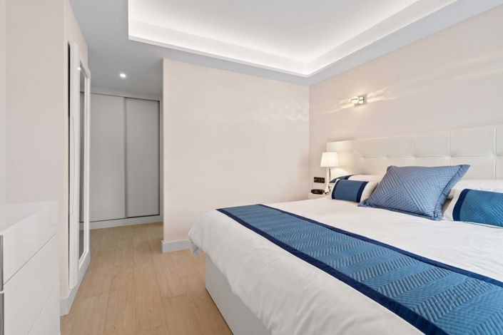 Image No.16-4 Bed Semi-Detached for sale