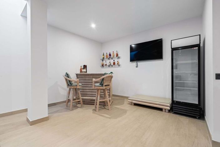 Image No.27-4 Bed Semi-Detached for sale