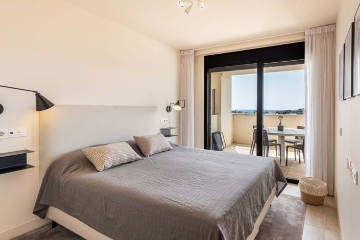 Image No.4-4 Bed Apartment for sale